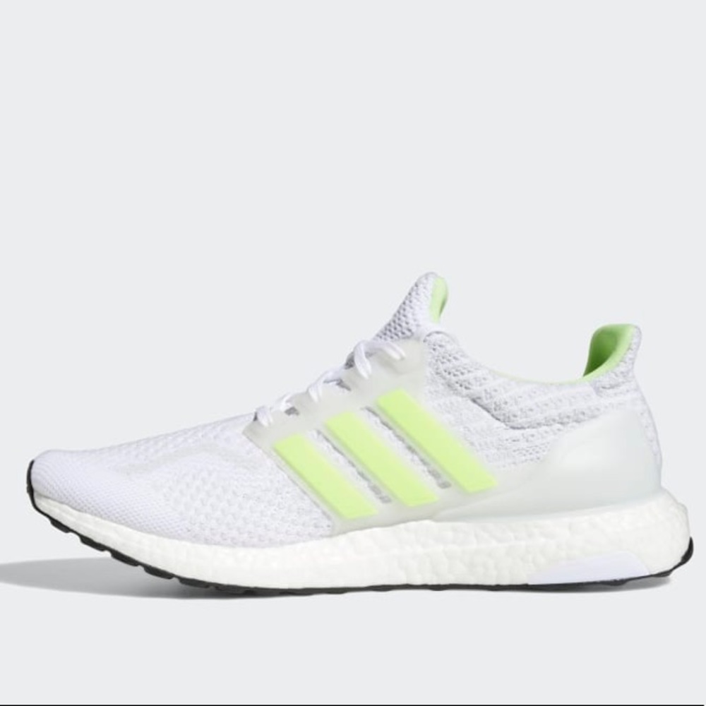 adidas UltraBOOST 5.0 “Glow in the Dark” - Picture 6 of 10